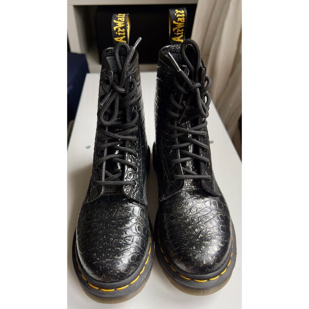 DR. MARTENS 1460 Women's Croc Emboss Leather Lace Up Boots - Gunmetal Wild Croc